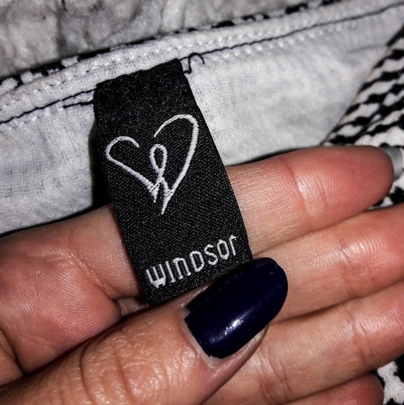 Windsor Crop Top - Picture 3 of 3